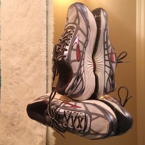 Brooks Women's Dyad 8 Running Grey Blue Athletic Shoes Size 9 w SOLE Inserts